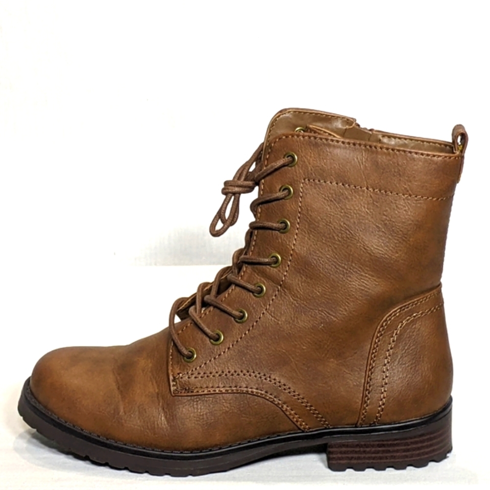 NEW Amazon Essentials Womens Lace Up Combat Boot Cognac Sz 6.5